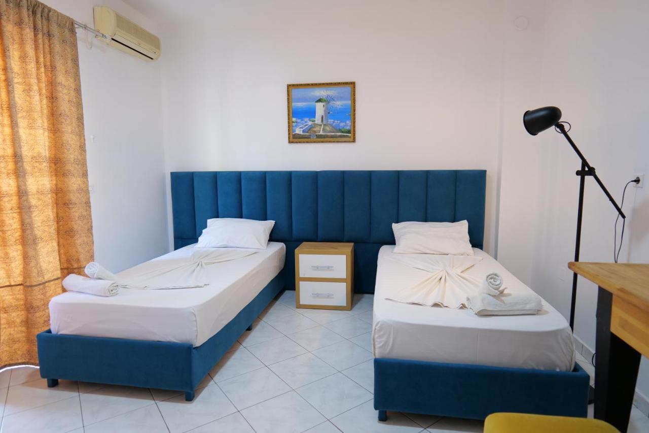 Eden Hotel Sarandë Esterno foto