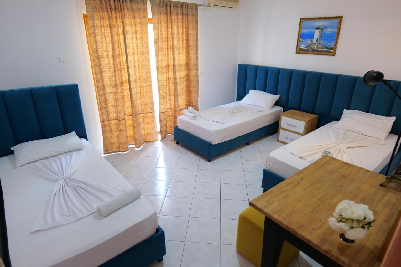 Eden Hotel Sarandë Esterno foto