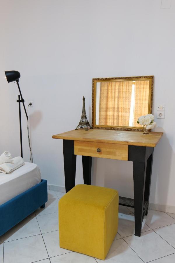 Eden Hotel Sarandë Esterno foto